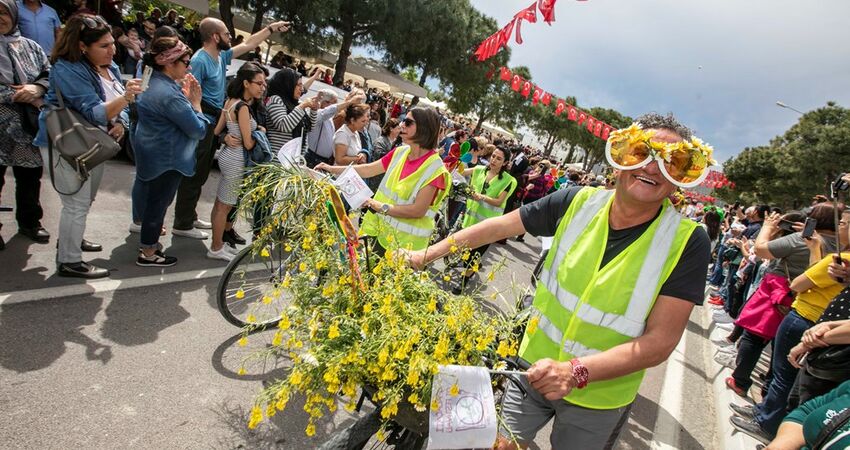 ALAÇATI OT FESTİVALİ TURU