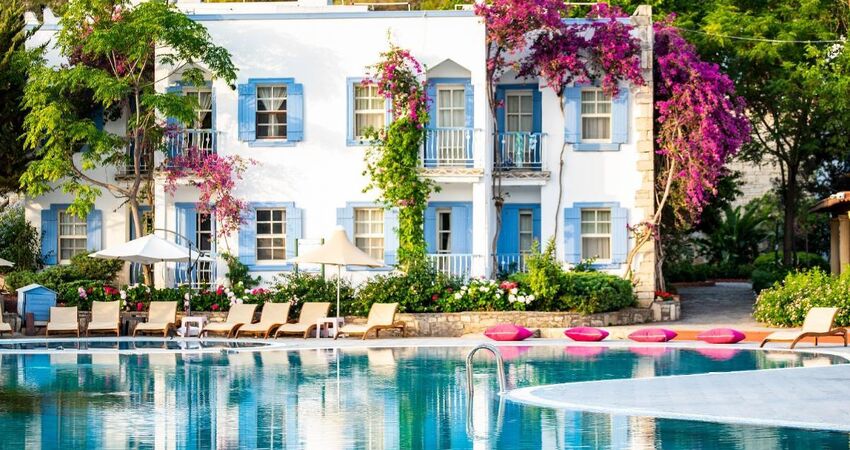 ÇEŞME - BODRUM – GÖKOVA TURU