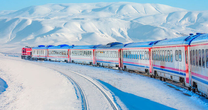 YILBAŞI ÖZEL TURİSTİK DOĞU EKSPRESİ ile KARS TURU | Uçak İle Gidiş, Tren İle Dönüş