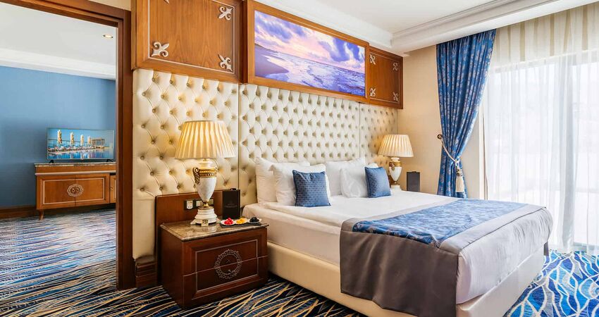 KIBRIS TURU 5* LORD'S PALACE HOTEL SPA&CASINO 2 GECE 3 GÜN