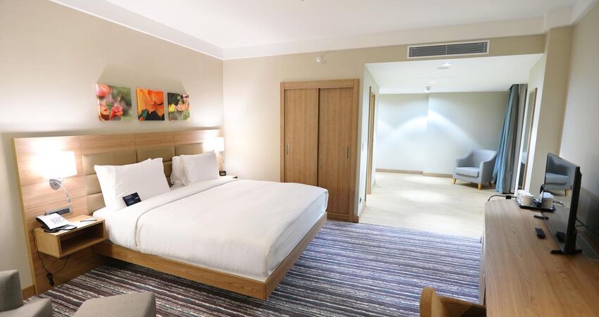 UÇAKLA PALANDÖKEN (ERZURUM) KAYAK TURU HILTON GARDEN INN KONAKLAMALI 2 GECE 3 TAM GÜN