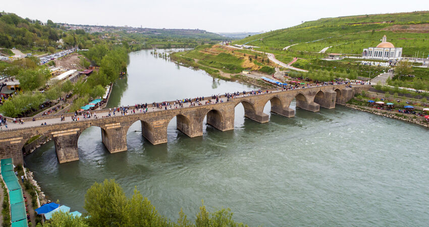 YILBAŞI ÖZEL BUTİK MARDİN MİDYAT TURU