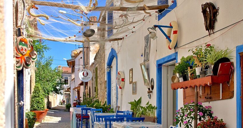 KUŞADASI ÇEŞME EFES ALAÇATI TURU HAFTASONU