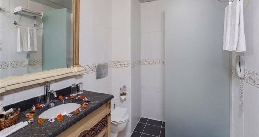 BAYRAMA ÖZEL 3 GECE 4 GÜN HERŞEY DAHİL ALANYA TURU