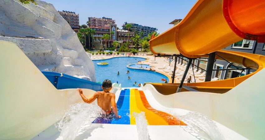 BAYRAMA ÖZEL 3 GECE 4 GÜN HERŞEY DAHİL ALANYA TURU