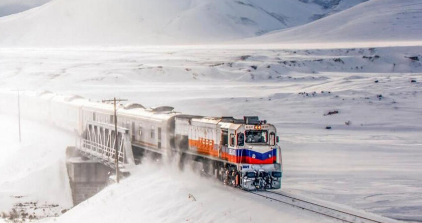DOĞU EKSPRESİ İLE KARS ERZURUM