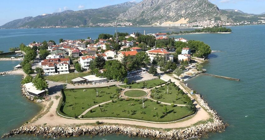   LAVANTA HASADI SALDA GÖLÜ EĞİRDİR TURU
