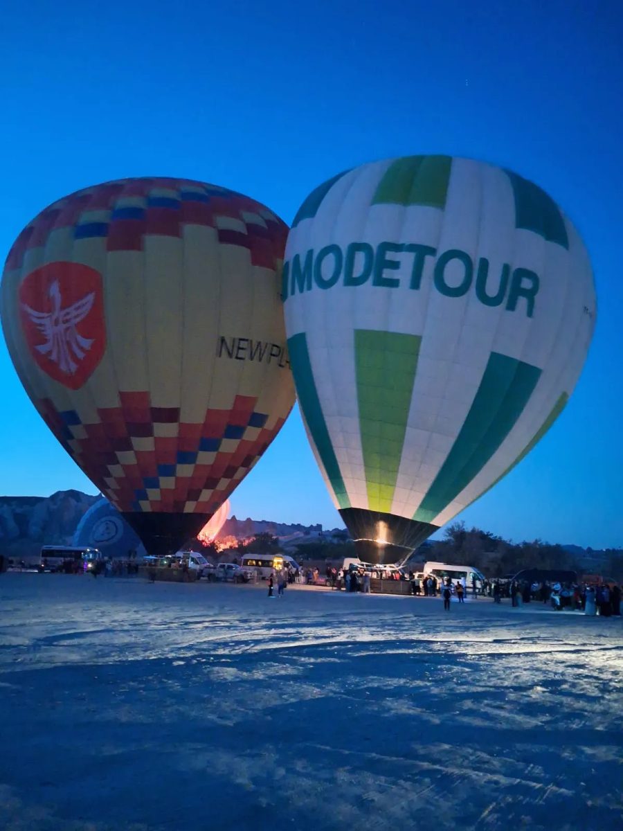 DOLUNAYDA KAPADOKYA GECE YÜRÜYÜŞÜ VE BALON UÇUŞLARI
