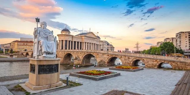 OTOBÜSLÜ BÜYÜK BALKAN TURU ANKARA HAREKETLİ 9 GÜNDE 9 ÜLKE VİZELİ