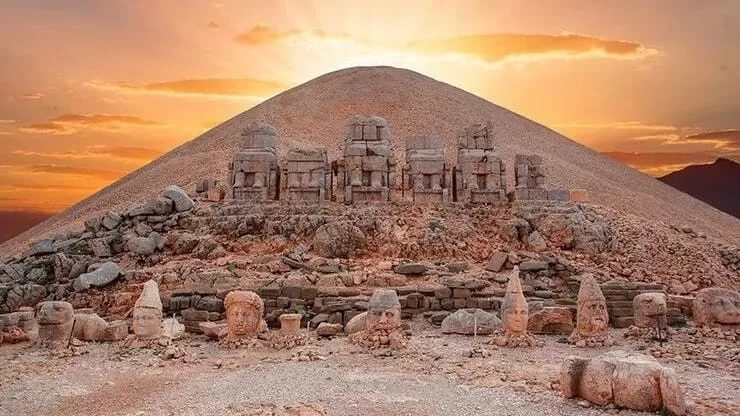 MEZOPOTAMYA GÜNEYDOĞU ANADOLU (GAP) TURU 3 GECE KONAKLAMALI 4 GÜN