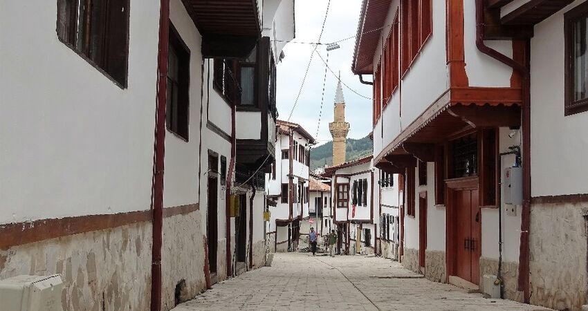 AMASYA / ALACAHÖYÜK / HATTUŞAŞ / BALLICA MAĞARASI / BORABOY GÖLÜ TURU