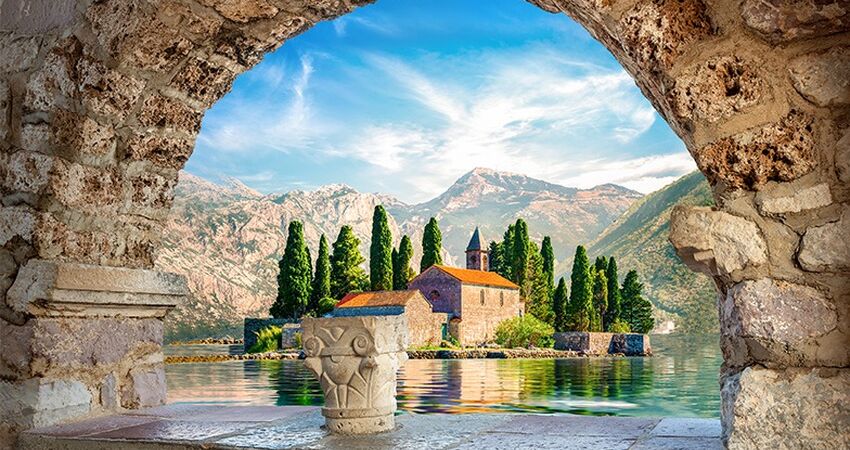 UÇAKLI 6 GECE 7 GÜN BALKAN TURU PRİŞTİNE BAŞLANGIÇ
