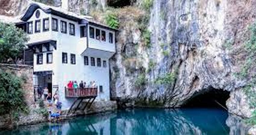 UÇAKLI 6 GECE 7 GÜN BALKAN TURU PRİŞTİNE BAŞLANGIÇ