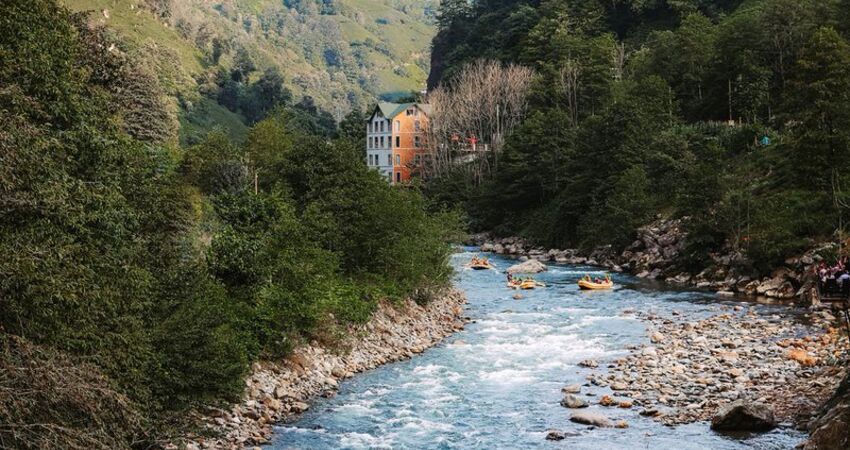 BAŞTANBAŞA DOĞU KARADENİZ VE BATUM TURU 5 GECE 6 GÜN