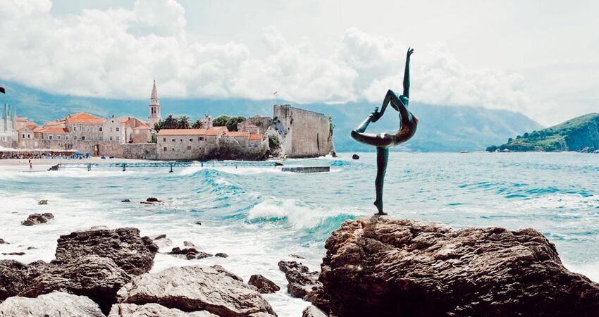 ANKARA HAREKETLİ KARADAĞ-BUDVA TURU