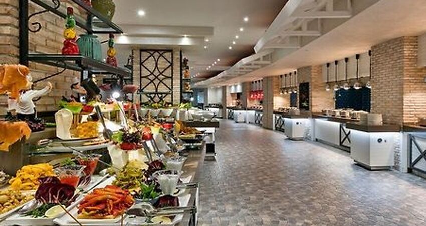 Limak Cyprus Deluxe Hotel (3 Gece 4 Gün)