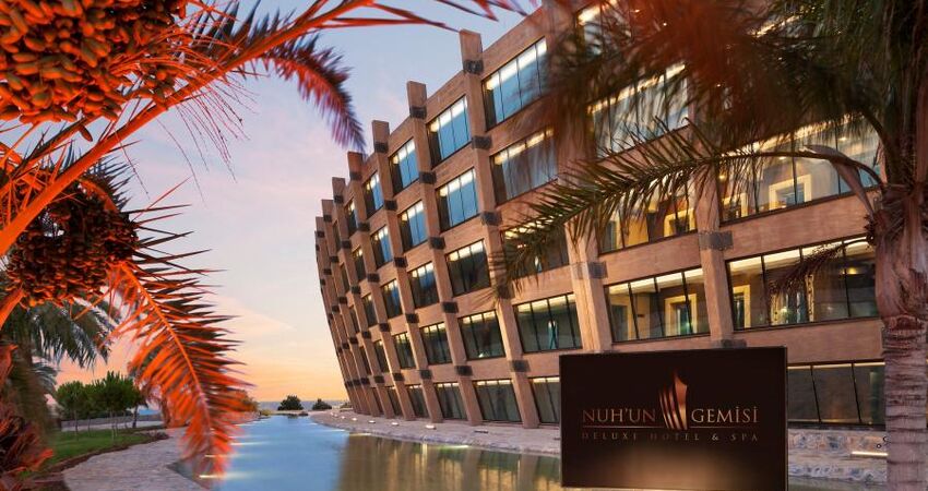 Nuhun Gemisi Deluxe Hotel