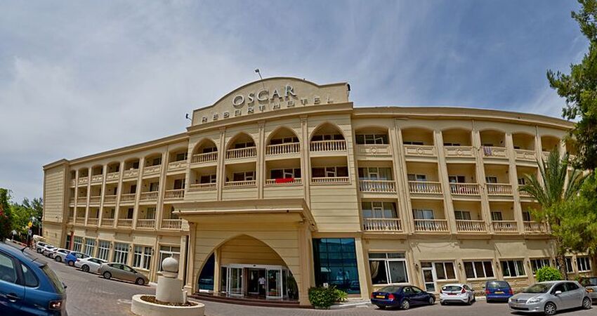 Oscar Resort Hotel