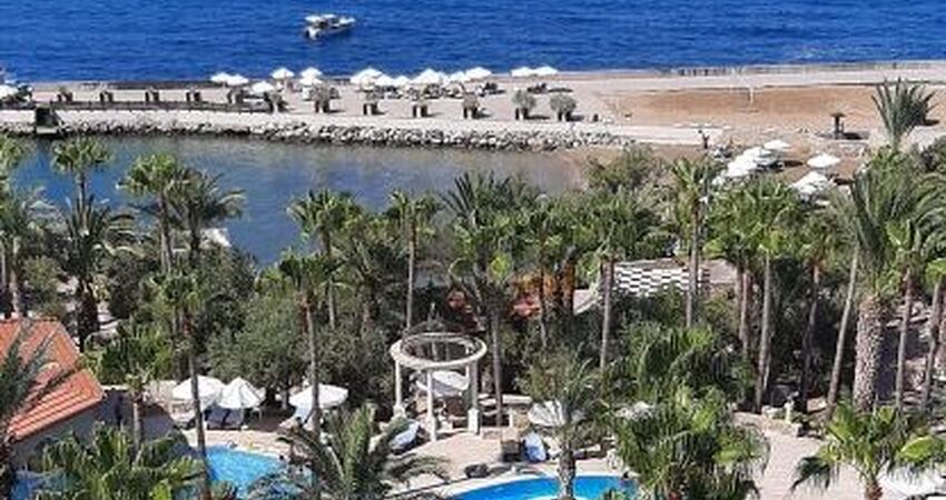 Oscar Resort Hotel